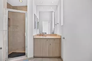 16500 Collins Ave, Sunny Isles Beach, FL 33160 - Photo 25