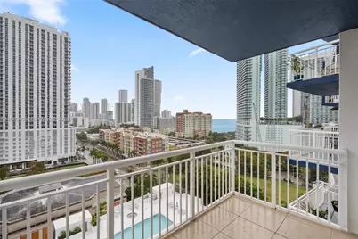 275 NE 18th St #1510, Miami, FL 33132 - Photo 9