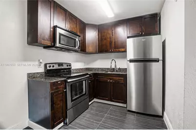 37 SW 14th St #19, Dania Beach, FL 33004 - Photo 3