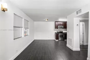 37 SW 14th St, Dania Beach, FL 33004 - Photo 5