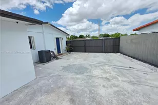 19631 NW 45th Ave, Miami Gardens, FL 33055 - Photo 27