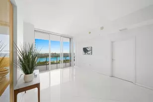 50 South Pointe Dr, Miami Beach, FL 33139 - Photo 15