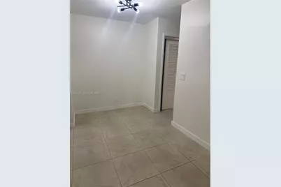 722 NE 8th St #8, Hallandale Beach, FL 33009 - Photo 3