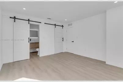 5941 E 6th Ave, Hialeah, FL 33013 - Photo 19