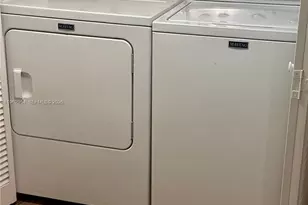 8235 Lake Dr, Doral, FL 33166 - Photo 13