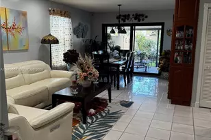 8720 SW 148th Pl, Miami, FL 33193 - Photo 13