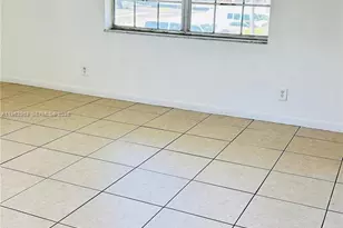 978 SW 10th Dr, Pompano Beach, FL 33060 - Photo 11