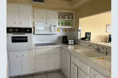 [Address not provided], Hollywood, FL 33019 - Photo 15