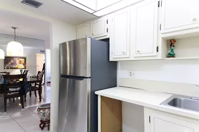 1200 Saint Charles Pl #302, Pembroke Pines, FL 33026 - Photo 13