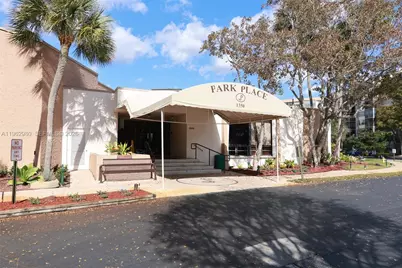 1200 Saint Charles Pl #302, Pembroke Pines, FL 33026 - Photo 23