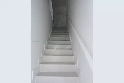 3323 SW 87th Pl #3323, Miami, FL 33165 - Photo 5