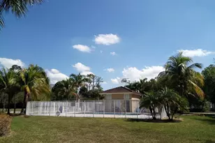 1169 Golden Lakes Blvd, West Palm Beach, FL 33411 - Photo 17