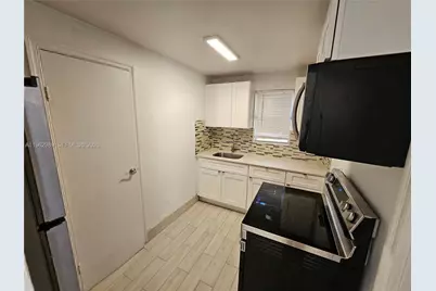 26 SE 13th Ter #7, Dania Beach, FL 33004 - Photo 5