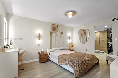 1688 West Ave #PH-04, Miami Beach, FL 33139 - Photo 5