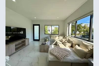 944 Jefferson Ave #9, Miami Beach, FL 33139 - Photo 1