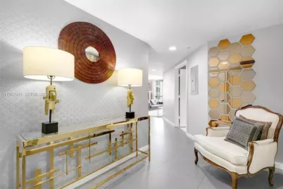 55 SE 6th St #3101, Miami, FL 33131 - Photo 9