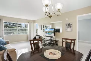 4805 NW 35th St, Lauderdale Lakes, FL 33319 - Photo 9