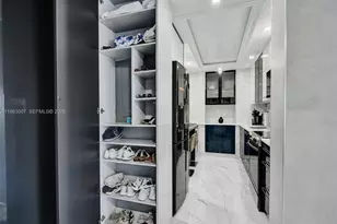 400 Kings Point Dr, Sunny Isles Beach, FL 33160 - Photo 15