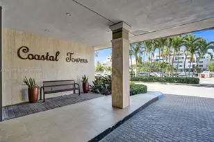 400 Kings Point Dr, Sunny Isles Beach, FL 33160 - Photo 27