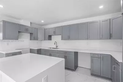 2901 SW 92nd Ave #0, Miami, FL 33165 - Photo 9