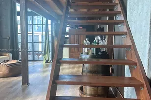 1749 NE Miami Ct, Miami, FL 33132 - Photo 7