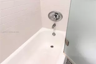 1200 West Ave, Miami Beach, FL 33139 - Photo 27