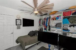 200 SW 69th Terrace, Pembroke Pines, FL 33023 - Photo 13