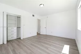 732 82nd St, Miami Beach, FL 33141 - Photo 9