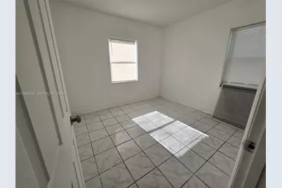 17193 NE 18th Ave #2, North Miami Beach, FL 33162 - Photo 13