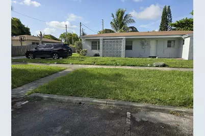 17193 NE 18th Ave #2, North Miami Beach, FL 33162 - Photo 5