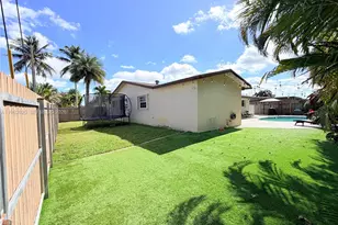 820 NW 91st Ave, Pembroke Pines, FL 33024 - Photo 7