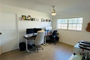 820 NW 91st Ave, Pembroke Pines, FL 33024 - Photo 21