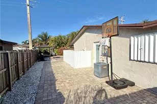 820 NW 91st Ave, Pembroke Pines, FL 33024 - Photo 9