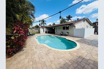 820 NW 91st Ave, Pembroke Pines, FL 33024 - Photo 17
