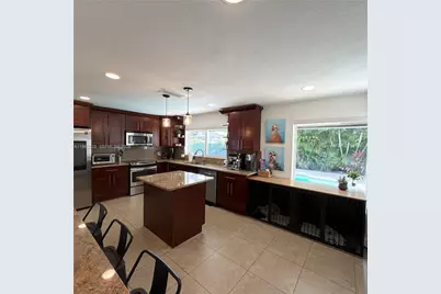 820 NW 91st Ave, Pembroke Pines, FL 33024 - Photo 5