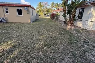 14620 Monroe St, Miami, FL 33176 - Photo 19