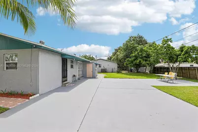 3398 NW 212th St, Miami Gardens, FL 33056 - Photo 37