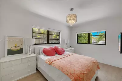 1405 Stillwater Dr, Miami Beach, FL 33141 - Photo 25