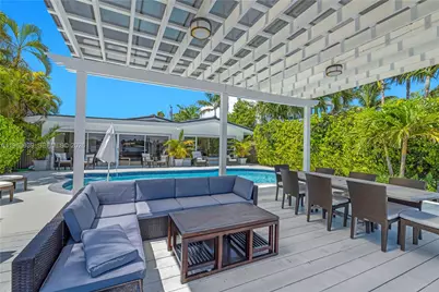 1405 Stillwater Dr, Miami Beach, FL 33141 - Photo 31