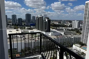 555 NE 15th St, Miami, FL 33132 - Photo 11