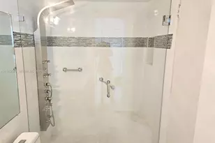 770 Claughton Island Dr, Miami, FL 33131 - Photo 17