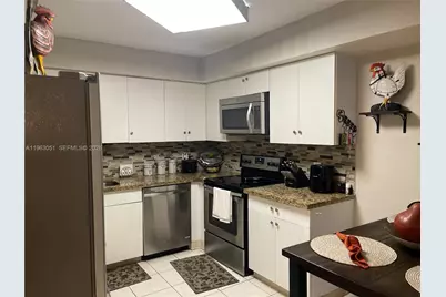 16475 Golf Club Rd #309, Weston, FL 33326 - Photo 5