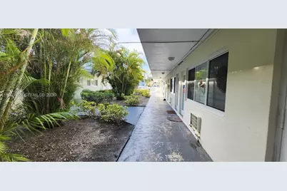 1225 Marseille Dr #22, Miami Beach, FL 33141 - Photo 3