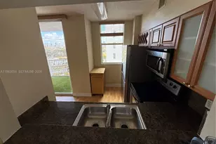 1 Glen Royal Pkwy, Miami, FL 33125 - Photo 21