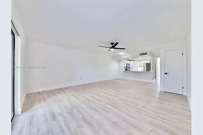 10180 NW 41st St #99-9, Doral, FL 33178 - Photo 9