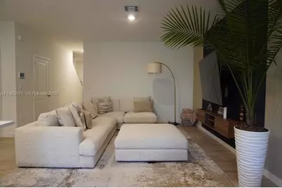 385 NW 9th St #385, Pompano Beach, FL 33060 - Photo 9