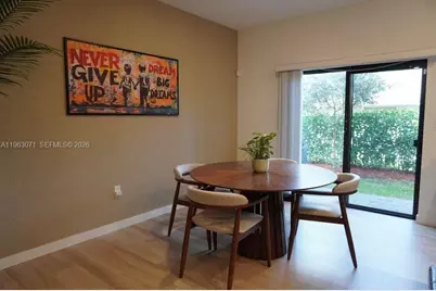 385 NW 9th St #385, Pompano Beach, FL 33060 - Photo 11