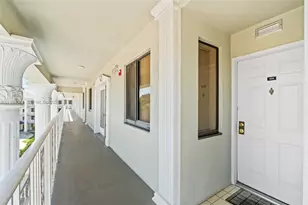 2811 Village Blvd, West Palm Beach, FL 33409 - Photo 17