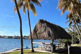 3 Grove Isle Dr, Miami, FL 33133 - Photo 35