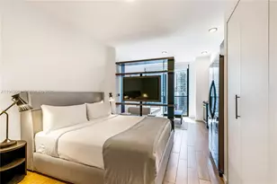 398 NE 5th St, Miami, FL 33132 - Photo 5